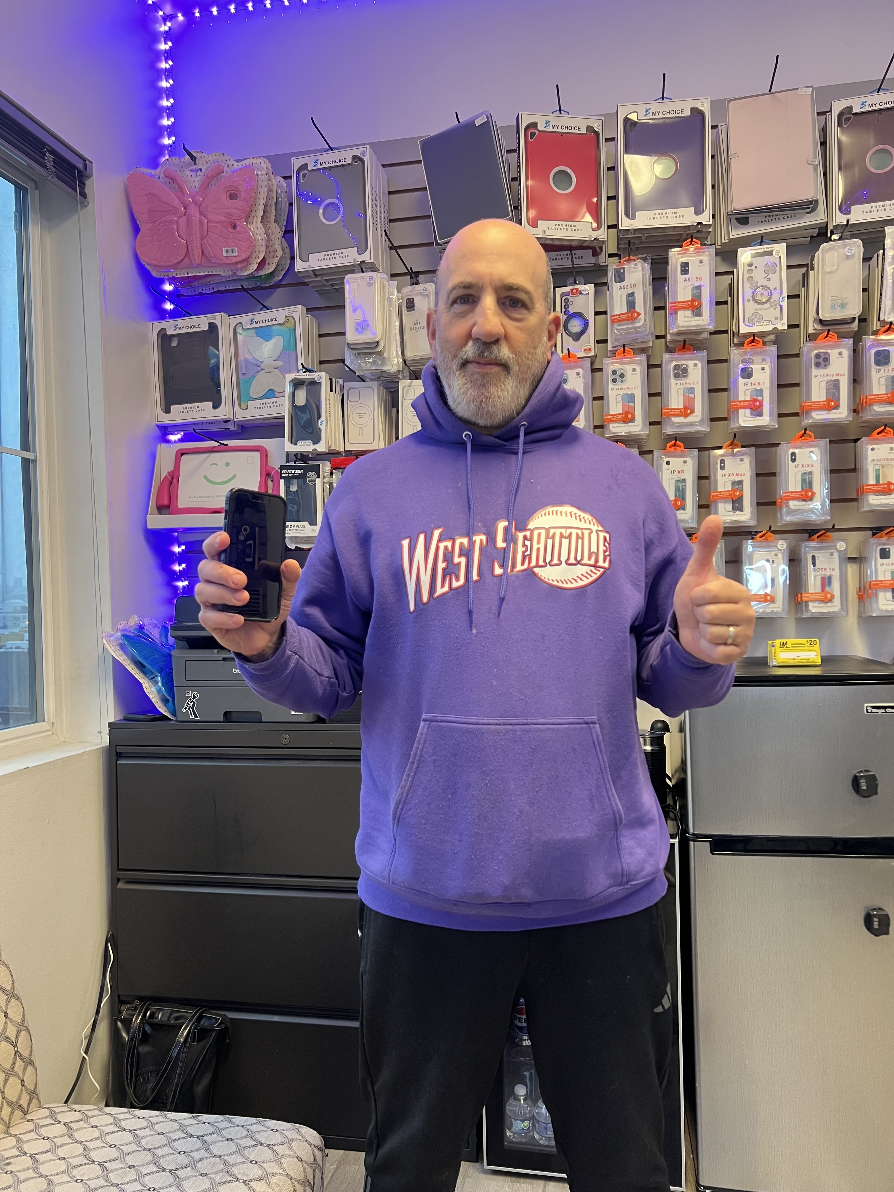 Customer review from West Seattle location - media-AF1QipOSmalsE-PM4Zs97_HJOb4nB78UlT76uqBd